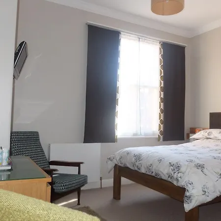 Shorehouse Scarborough