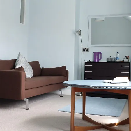 Shorehouse 3* Scarborough