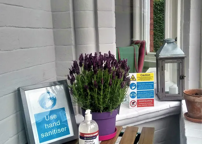 Shorehouse 3* Scarborough