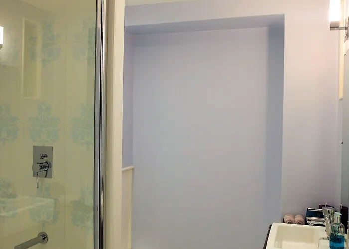 Shorehouse Hotel Scarborough