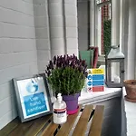 Shorehouse 3* Scarborough